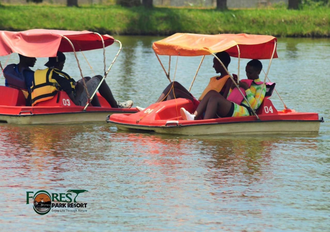 Forest Park Resort Buloba Exterior photo