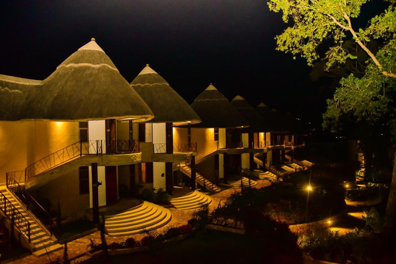 Forest Park Resort Buloba Exterior photo